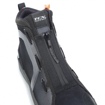 TCX Ikasu Black WP